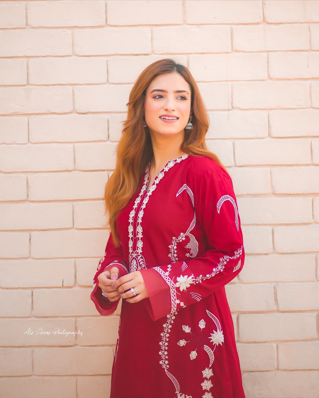 Vibrant Crimson Red 2-Piece Embroidered Kurta Set | White Thread Work Summer Lawn Suit | Ready-to-Wear Casual Chic