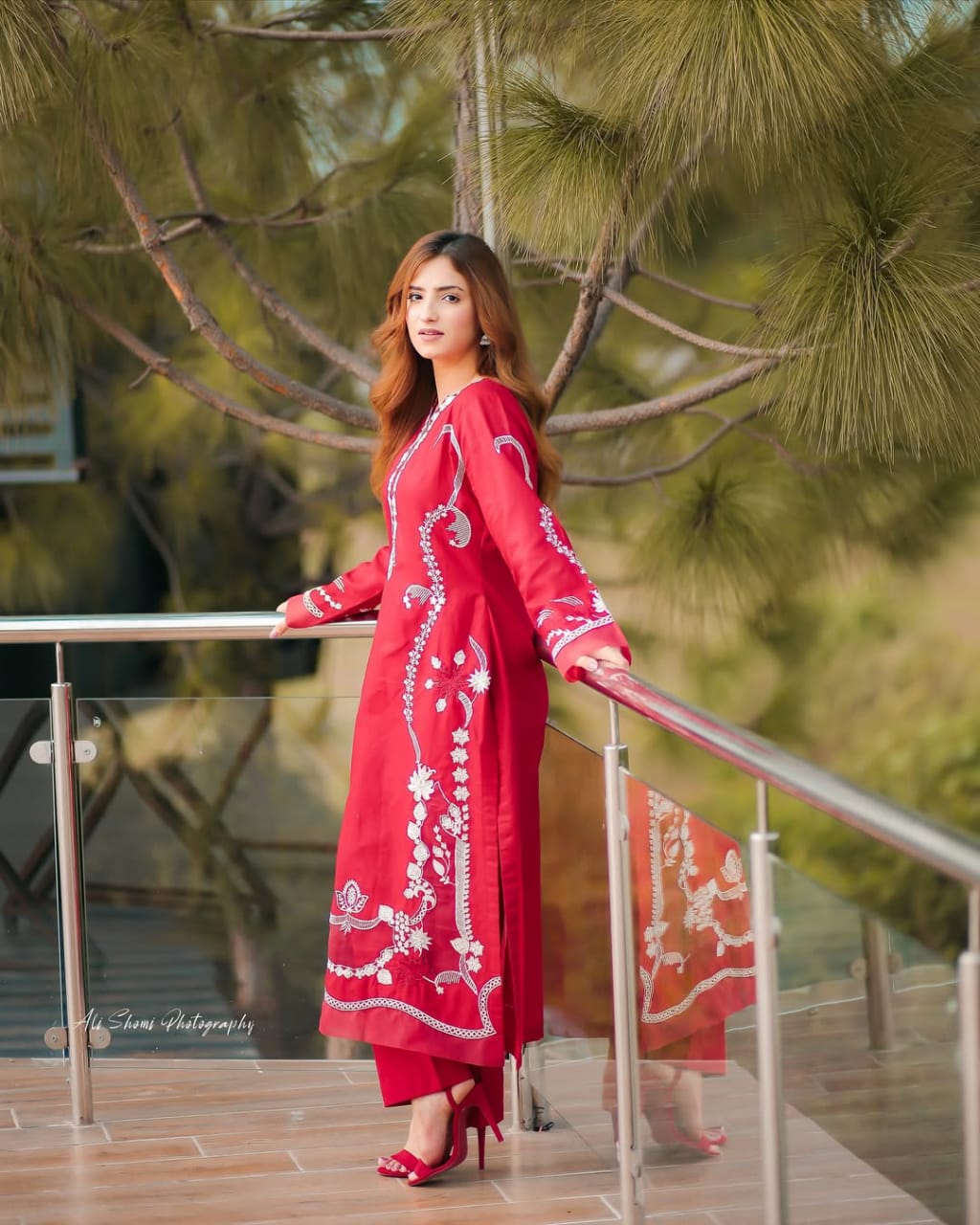 Vibrant Crimson Red 2-Piece Embroidered Kurta Set | White Thread Work Summer Lawn Suit | Ready-to-Wear Casual Chic